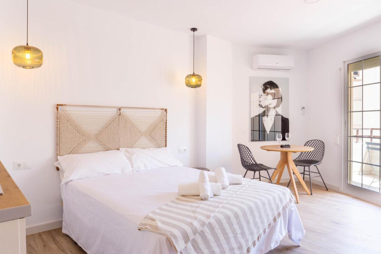 Apartment Carihuela Beach Malaga Torremolinos Buitenkant foto