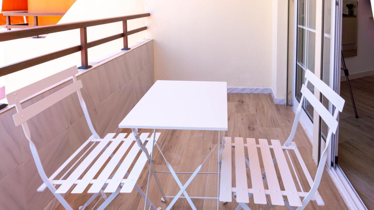 Apartment Carihuela Beach Malaga Torremolinos Buitenkant foto