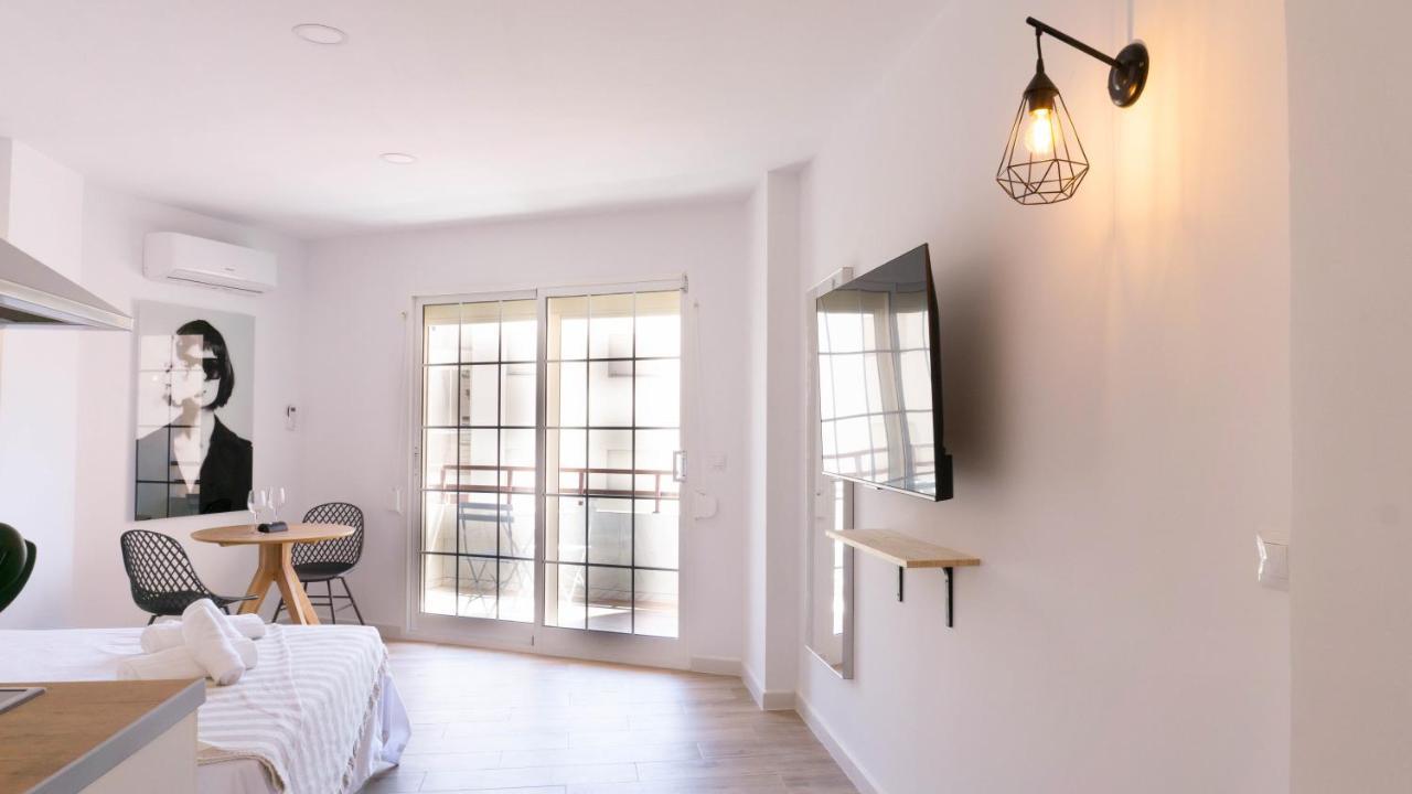 Apartment Carihuela Beach Malaga Torremolinos Buitenkant foto